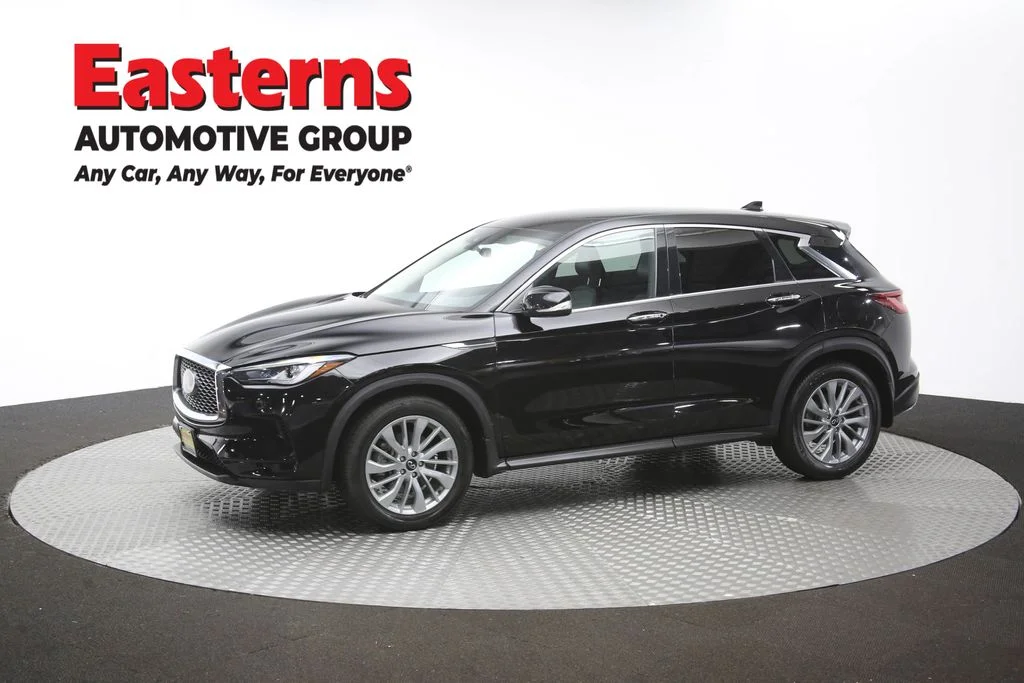 Used 2023 Black INFINITI PURE image 58