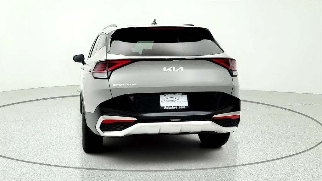 Used 2025 Wolf Gray Kia SX-Prestige FWD image 6