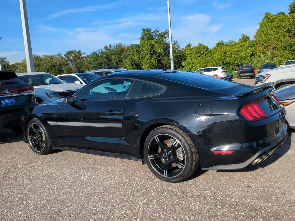 Used 2019 Black Ford GT Premium image 3