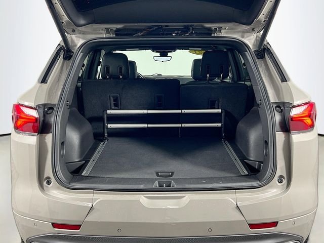 Used 2021 Gray Chevrolet Premier image 28