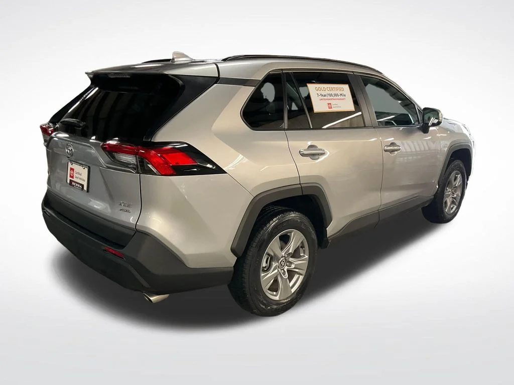 Certified Used 2025 Silver Toyota XLE image 5