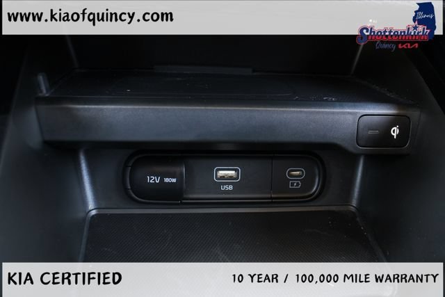 Used 2025 Red Kia S image 30