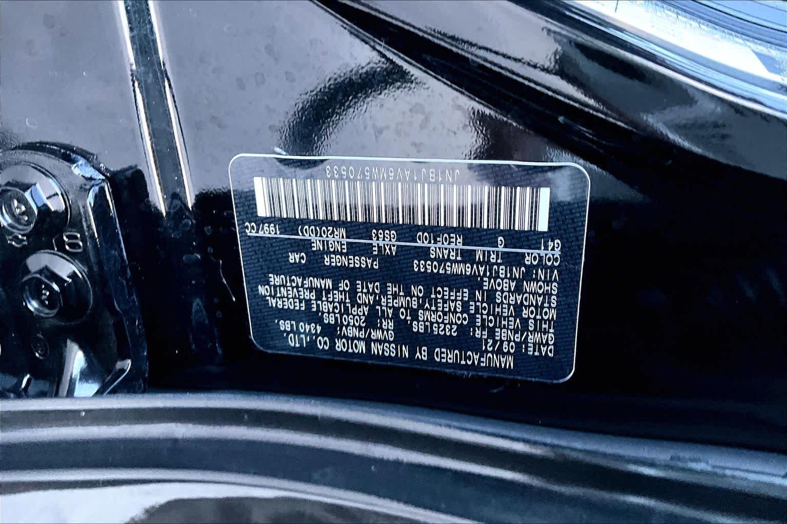 Used 2021 Magnetic Black Pearl Nissan S image 36
