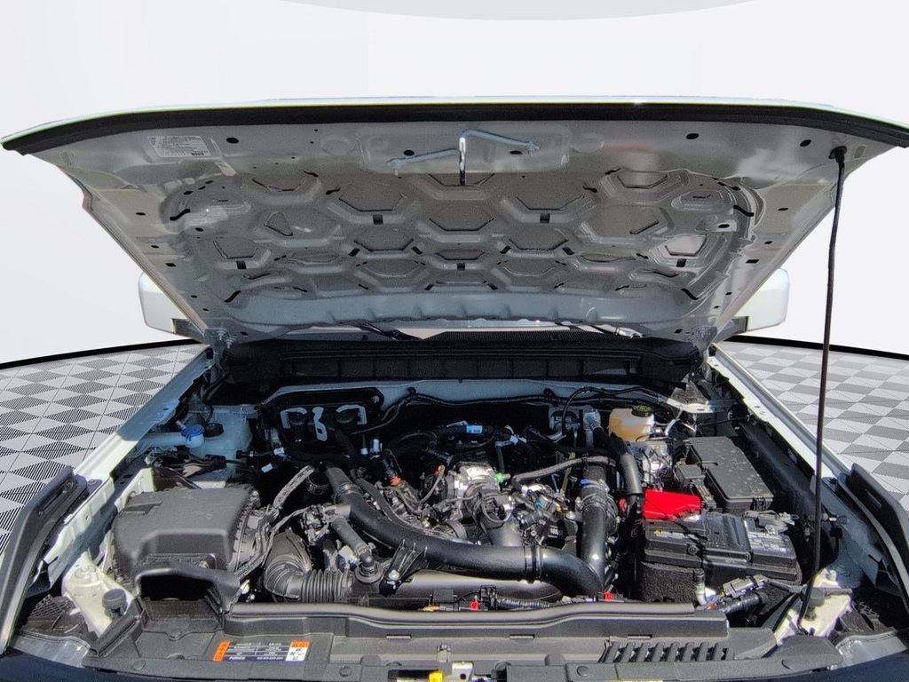 New 2026 Avalanche Gray Ford Outer Banks® image 65