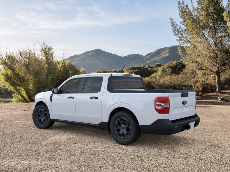 New 2026 Oxford White Ford XLT image 4