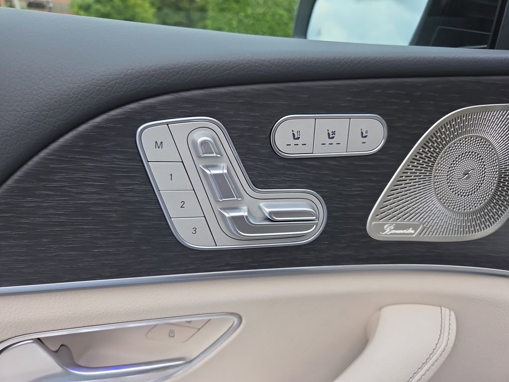 2026 Mercedes-Benz GLS Base - Photo 11