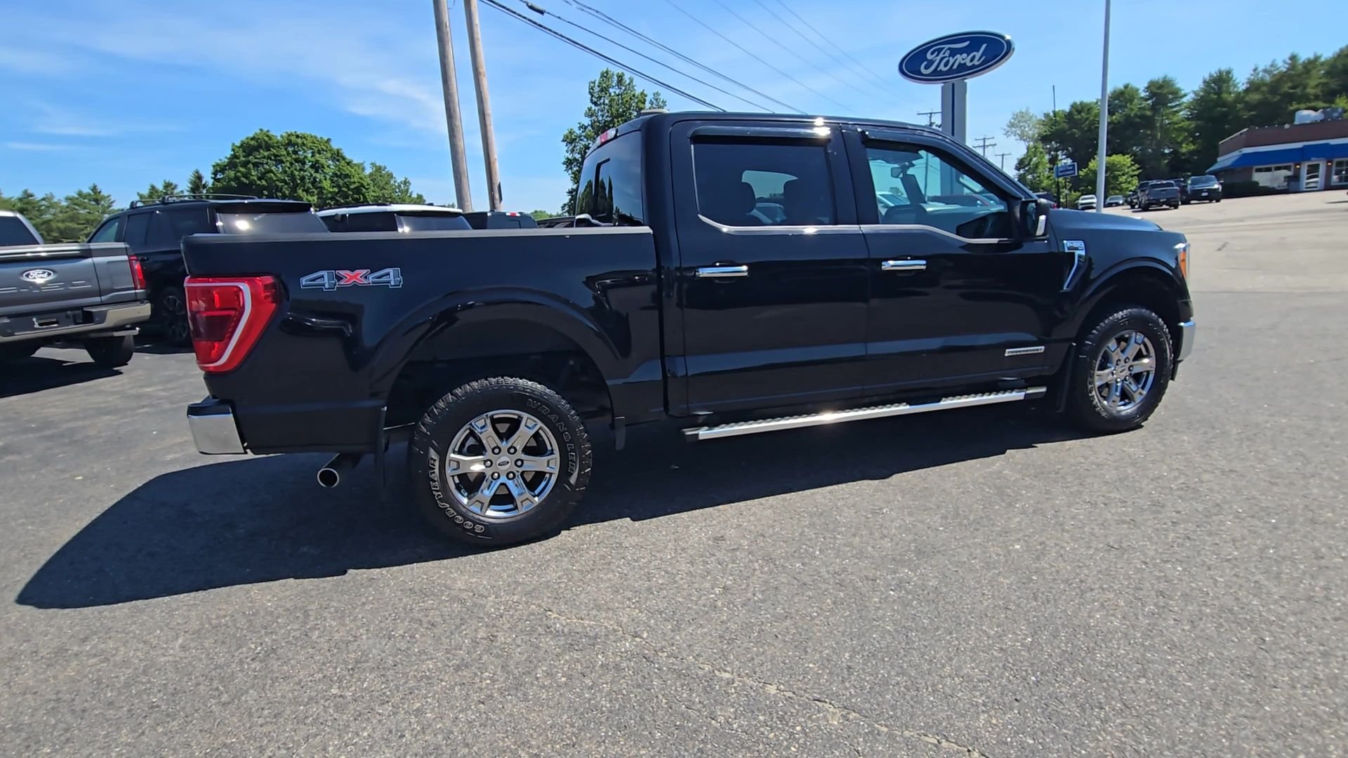 Certified Used 2023 Black Ford XLT image 19