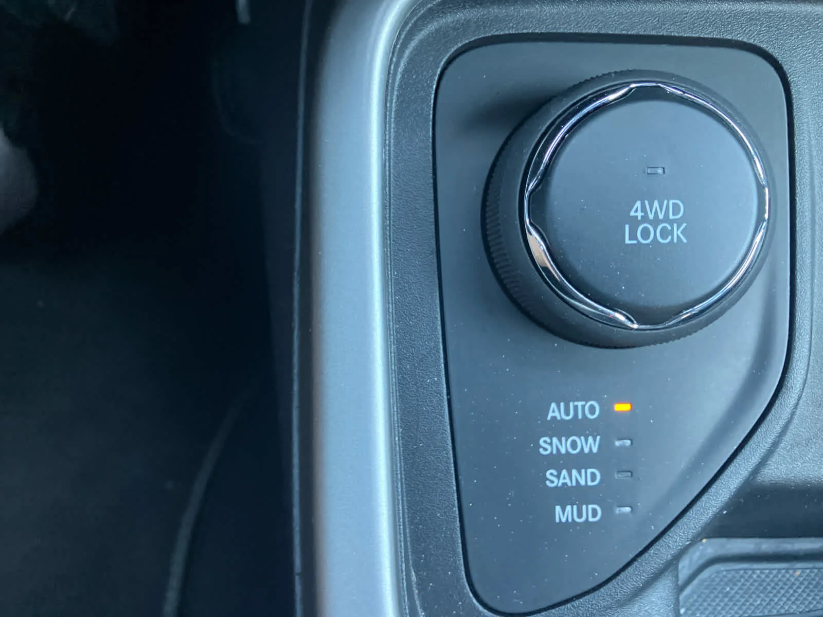 Used 2021 Velvet Red Pearlcoat Jeep 80th Anniversary image 24
