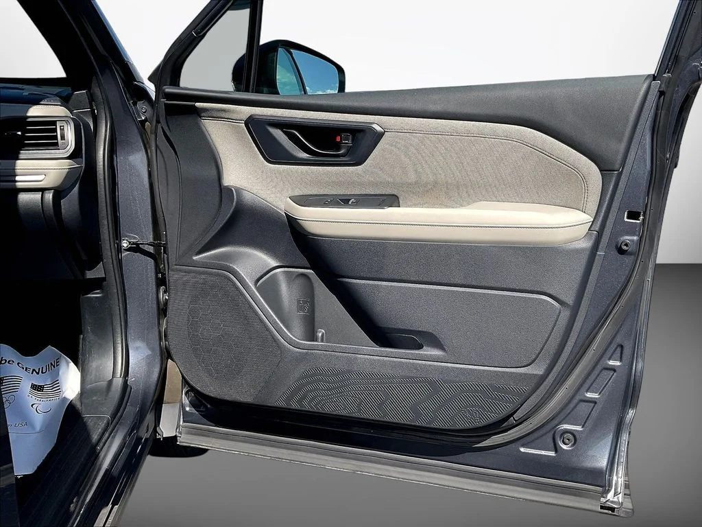 Used 2025 Gray Subaru Premium image 27