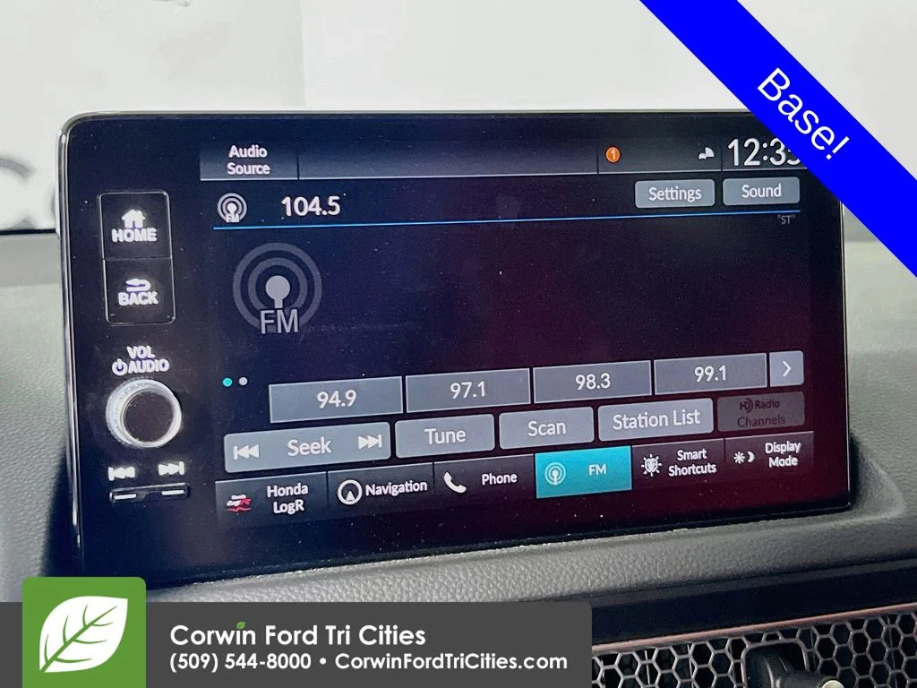 Used 2025 Crystal Black Pearl Honda  image 22