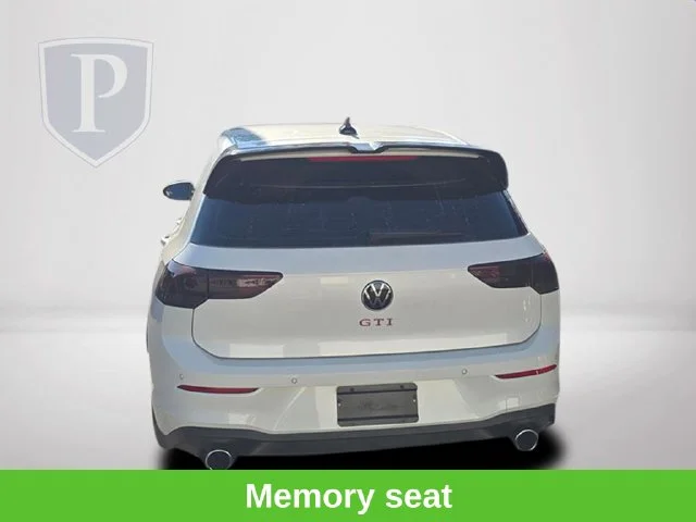 Used 2026  Volkswagen Autobahn image 9
