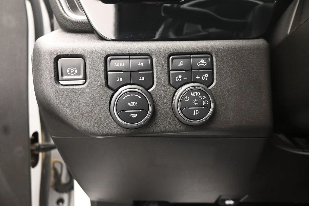 Used 2023 White Chevrolet LTZ image 20