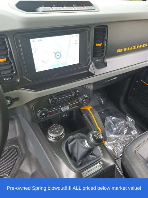 Used 2021 Gray Ford Badlands image 8