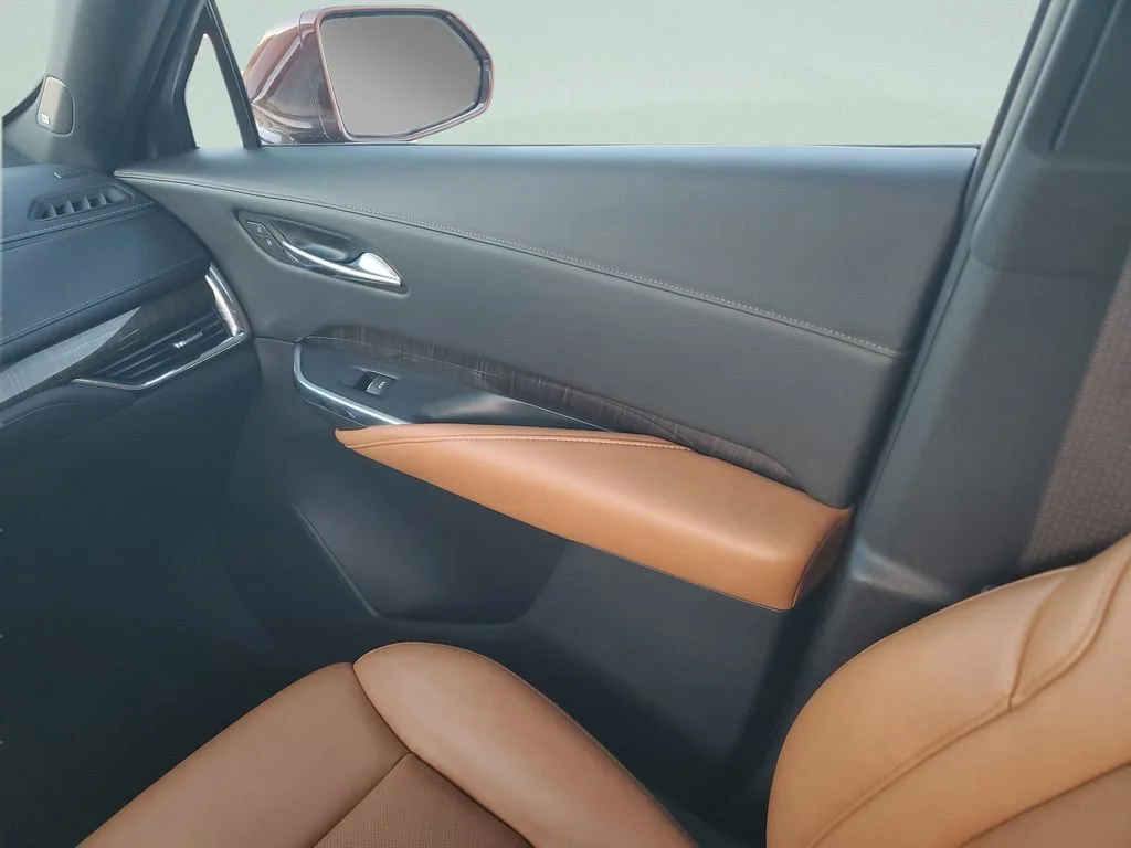 Used 2019 AUTUMN METALLIC Cadillac FWD Premium Luxury image 13