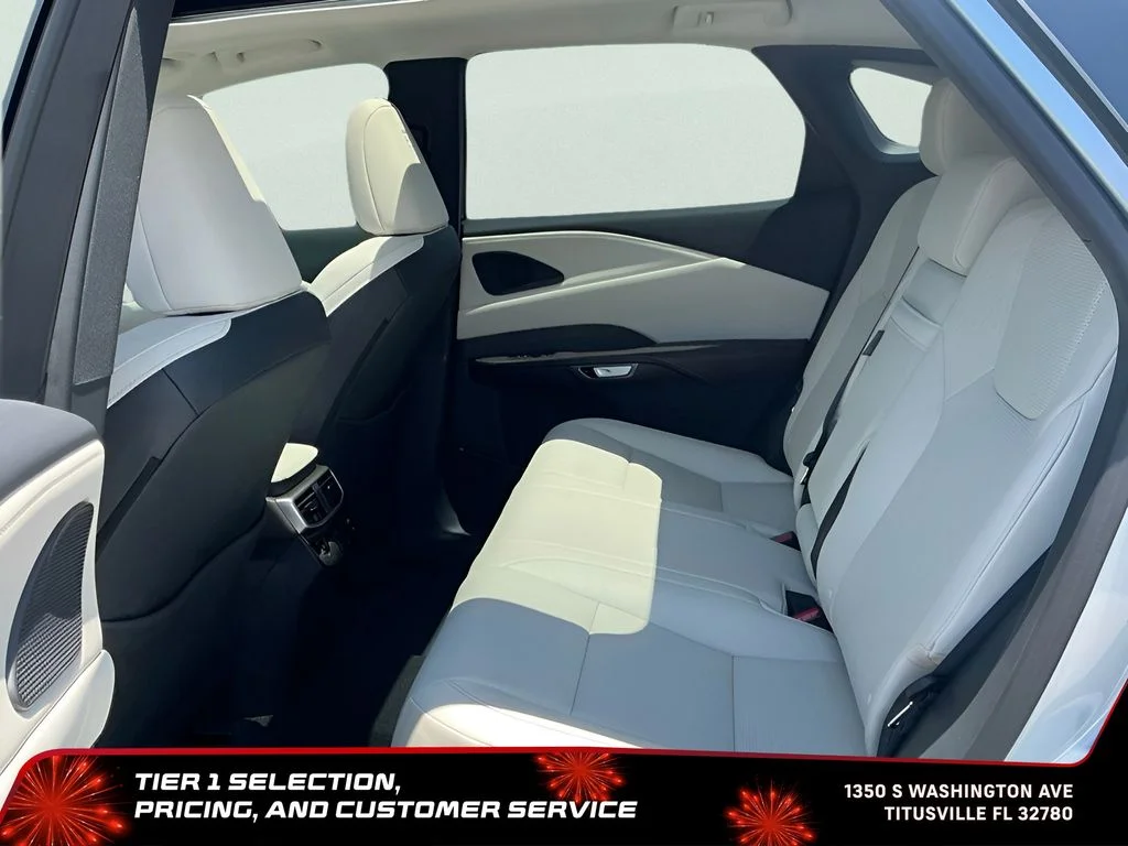 Used 2025 Silver Lexus 350h Premium Plus image 22