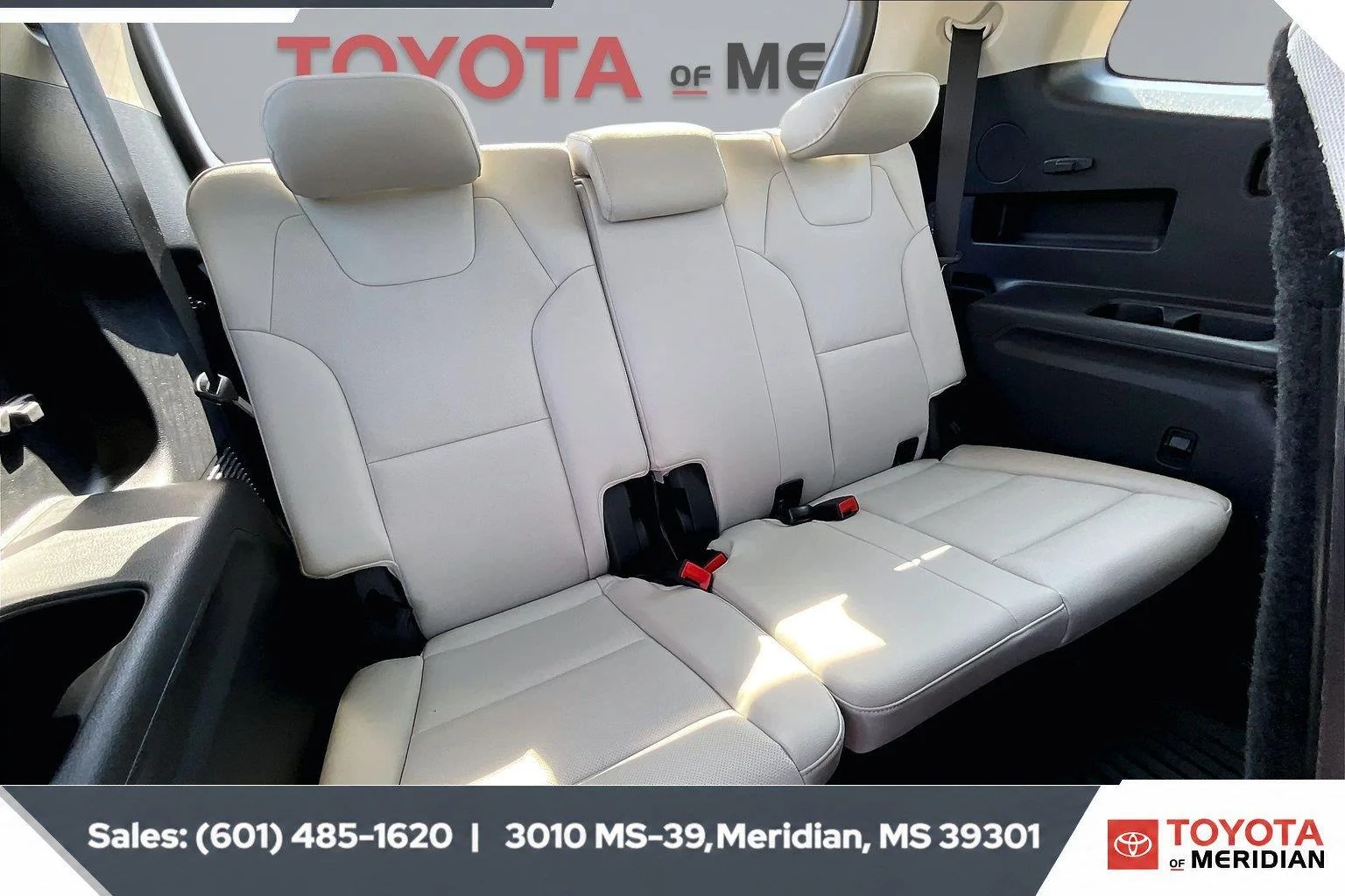 Used 2025 Glacial White Pearl Kia EX image 21