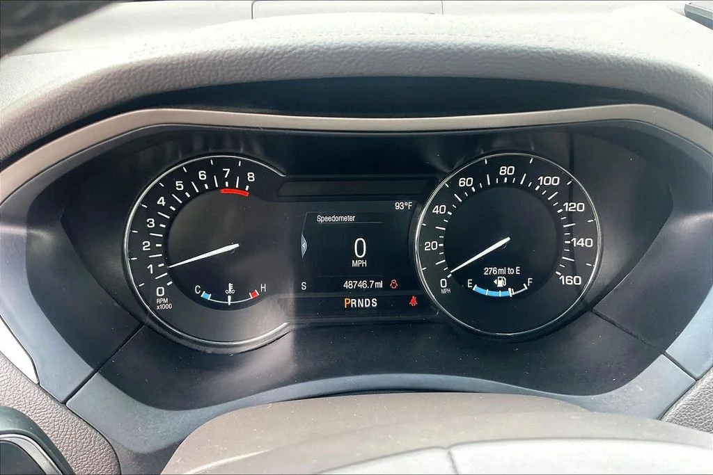 Used 2019 White Lincoln Standard image 18