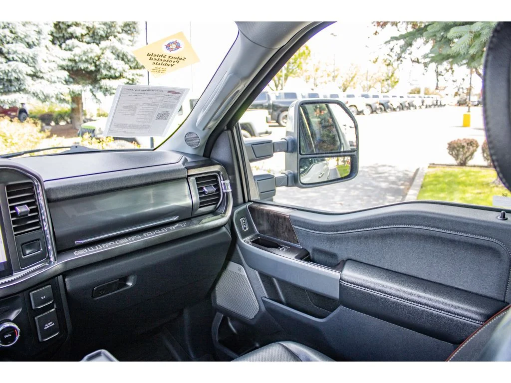 Used 2023 Oxford White Ford LARIAT image 21