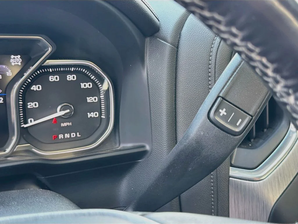 Used 2019 Onyx Black GMC Denali image 17