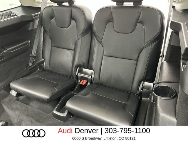 Used 2021 Black Volvo T6 Momentum image 24