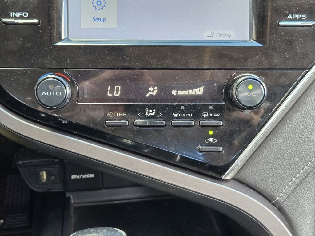 Used 2018 Gray Toyota SE image 13
