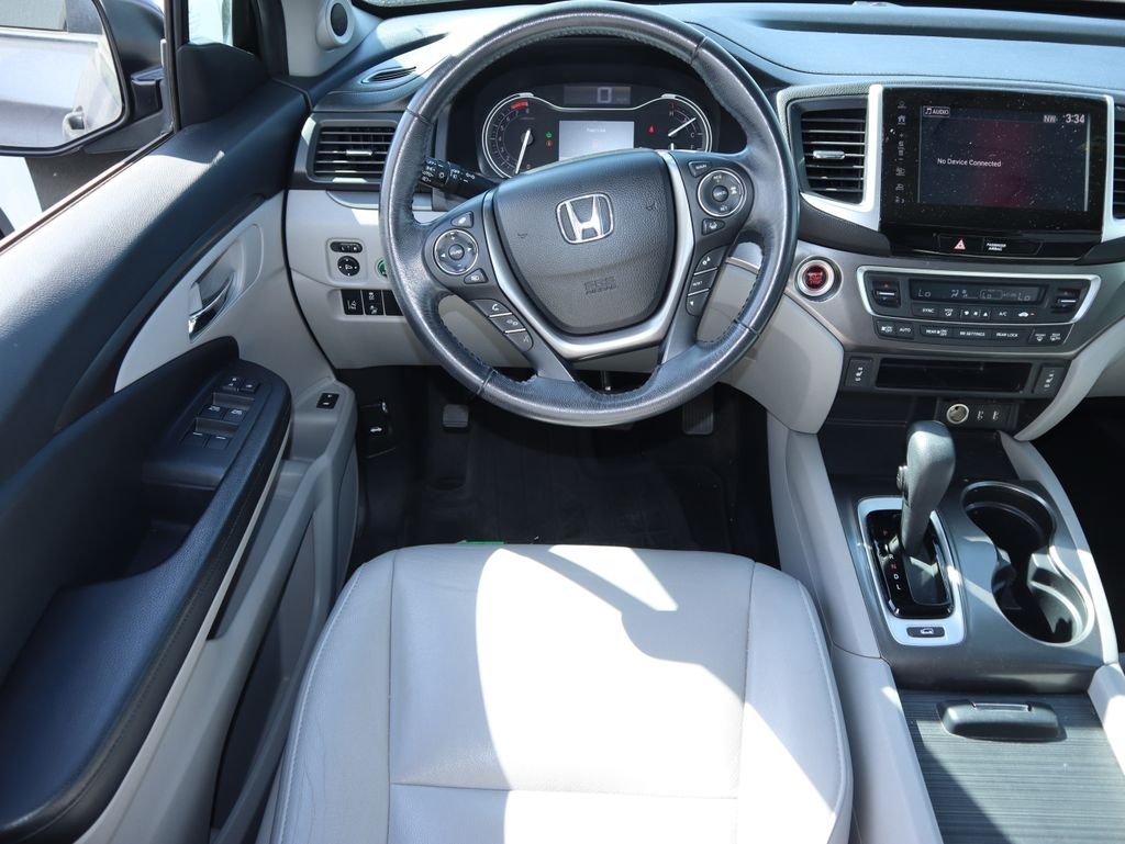 2017 Honda Pilot EX-L - Photo 6