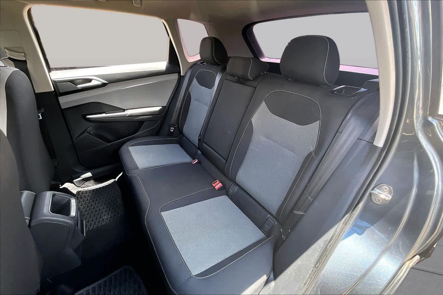 Used 2022 Platinum Gray Metallic Volkswagen S image 21