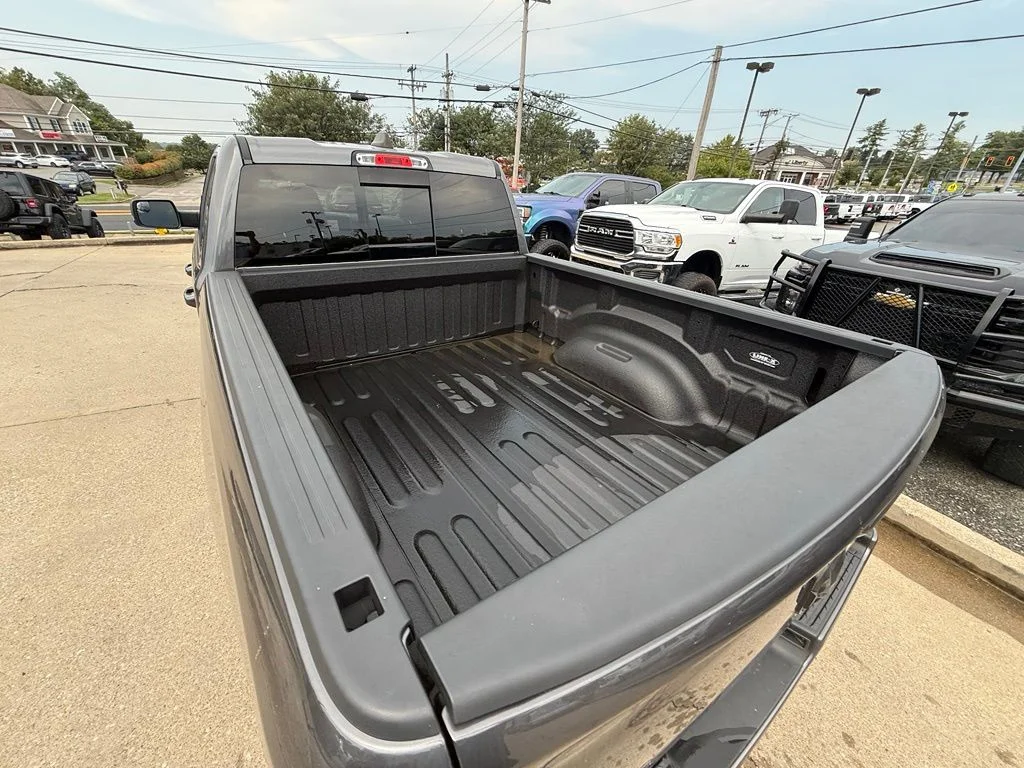 Used 2022 Gray Ram Big Horn/Lone Star image 8
