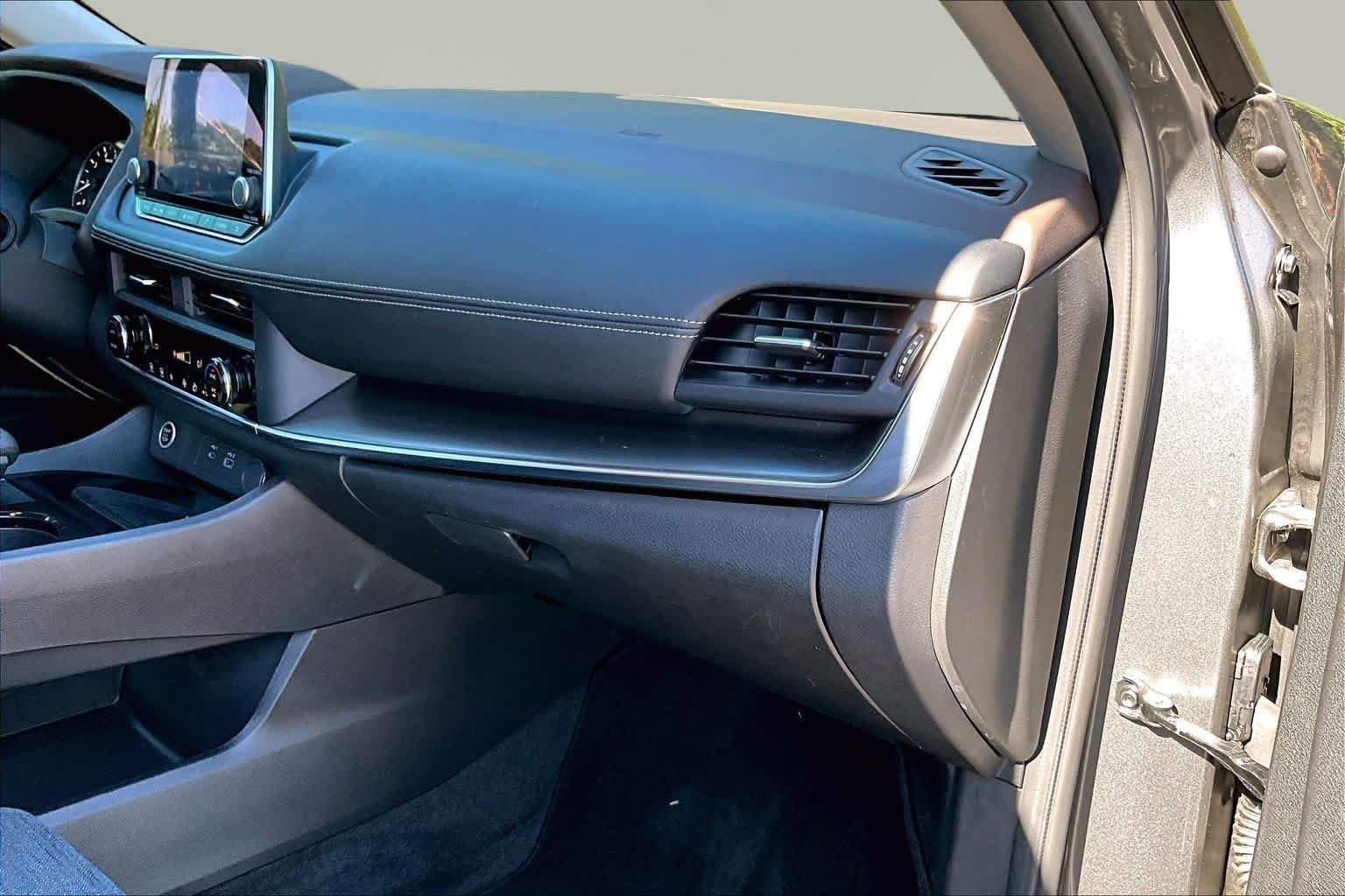 Used 2023 Gun Metallic Nissan SV image 19