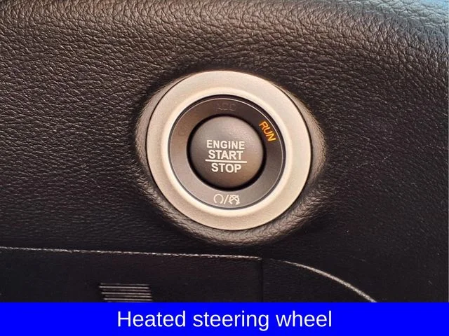 Used 2025 White Chrysler Limited image 16