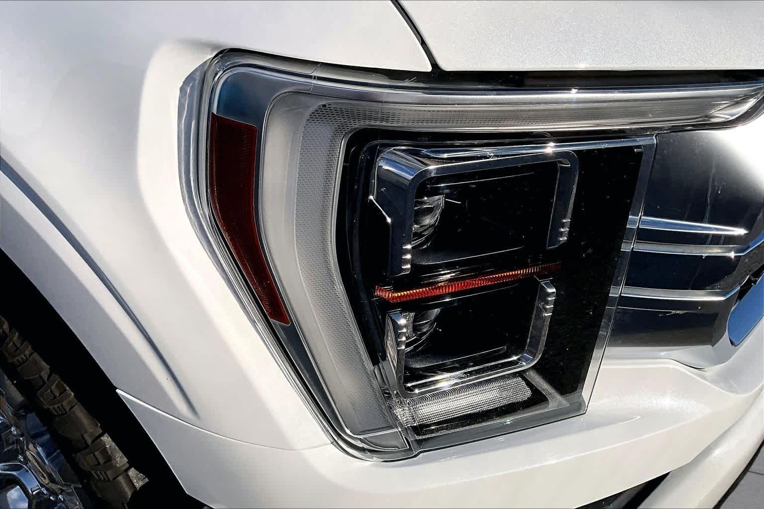 Used 2023 Star White Metallic Tri-Coat Ford Platinum image 28