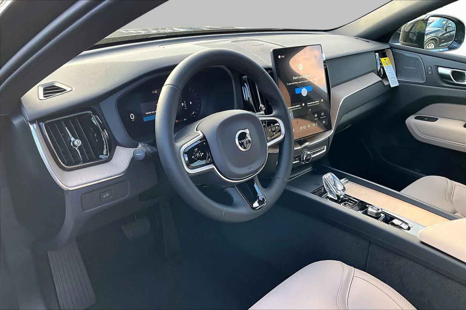 New 2026 Onyx Black Volvo Plus image 9