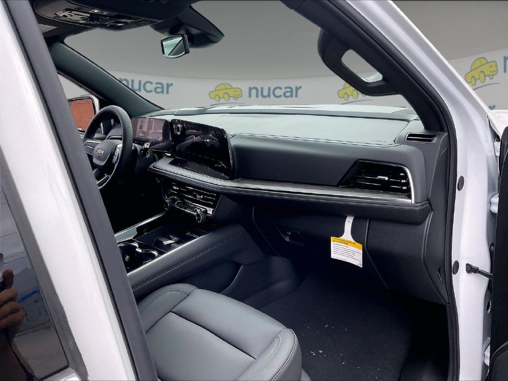 New 2026 Summit White Chevrolet LT image 10