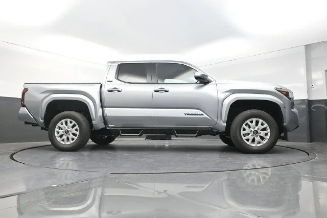 Used 2026 Silver Toyota SR5 image 38