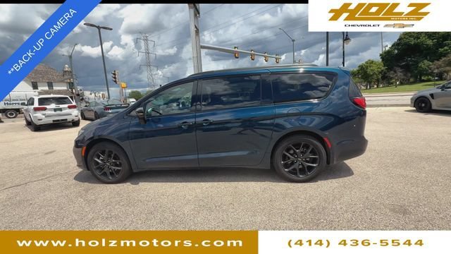 Used 2024 Blue Chrysler Touring L image 6