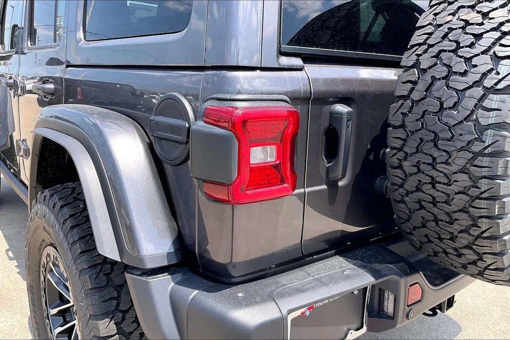 New 2026 Jeep Wrangler Rubicon X 4D Sport Utility