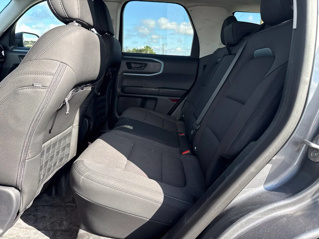 Used 2024 Gray Metallic Ford Badlands image 9