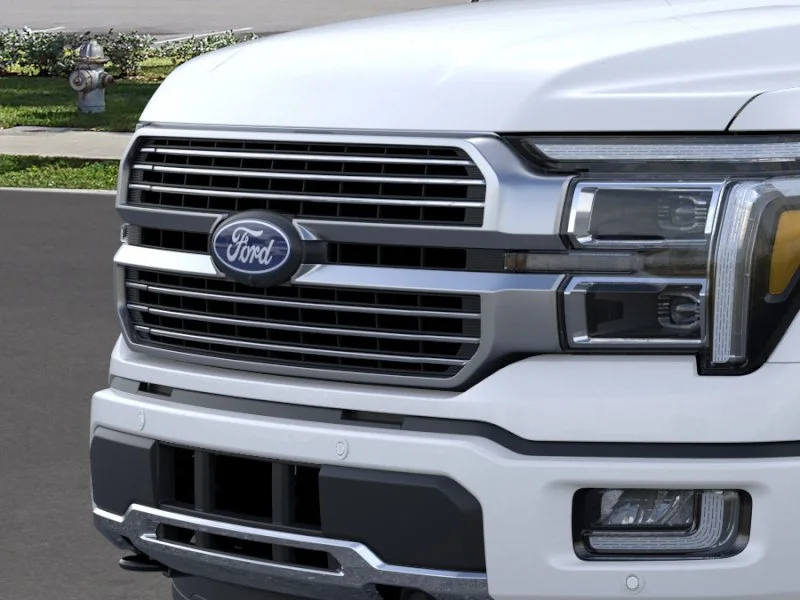 New 2026 Star White Metallic Tri-Coat Ford Platinum® image 43