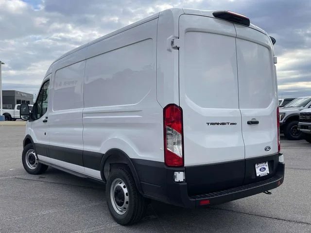 New 2026 Oxford White Ford Base image 3