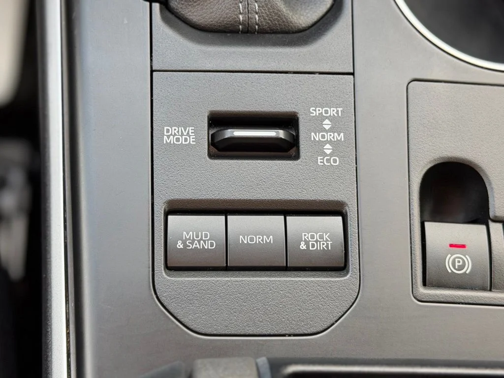 Used 2023 Black Toyota XLE image 23