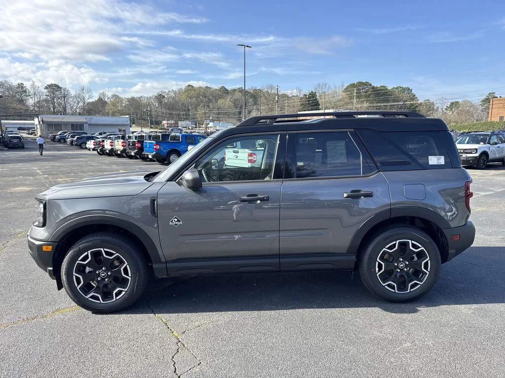 New 2026 Carbonized Gray Metallic Ford Outer Banks® image 4