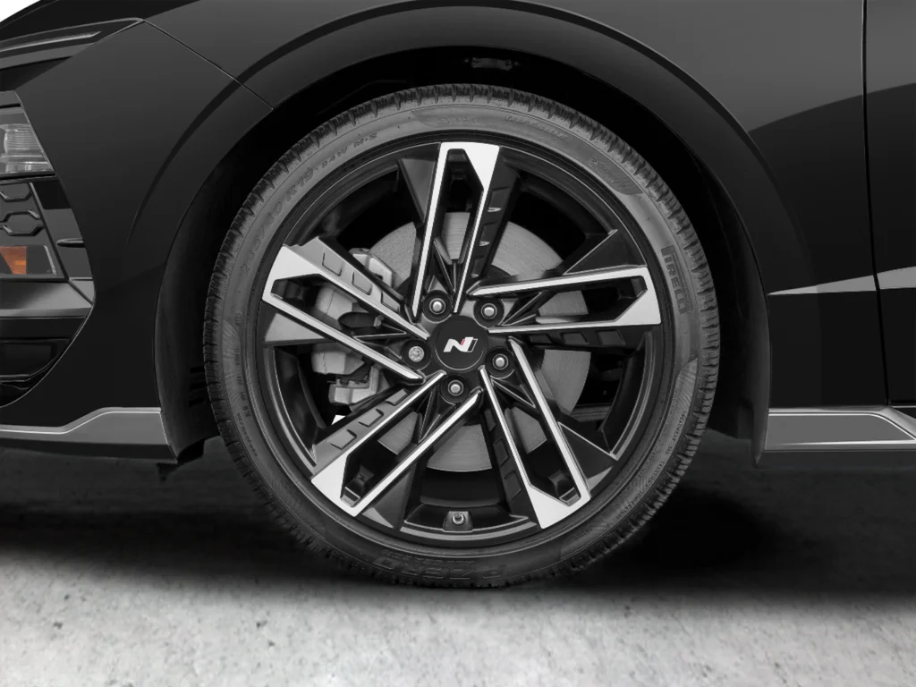 Used 2024 Black Hyundai SEL image 48