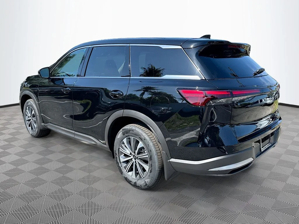 New 2027 BLACK OBSIDIAN INFINITI Pure FWD image 7
