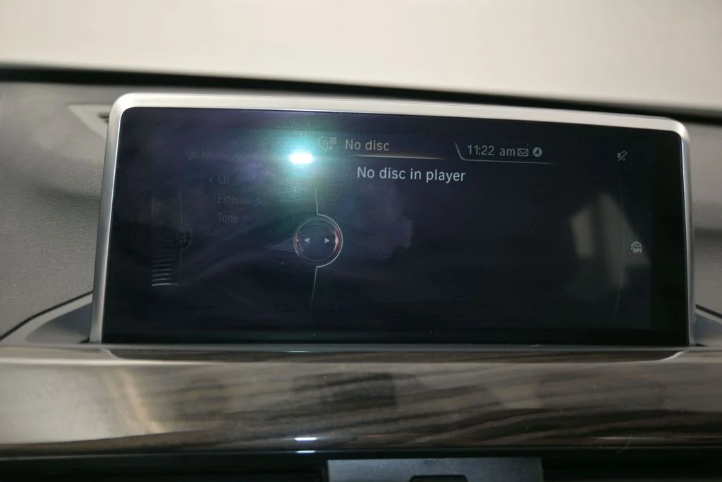 Used 2017 Dark Olive Metallic BMW xDrive28i image 16