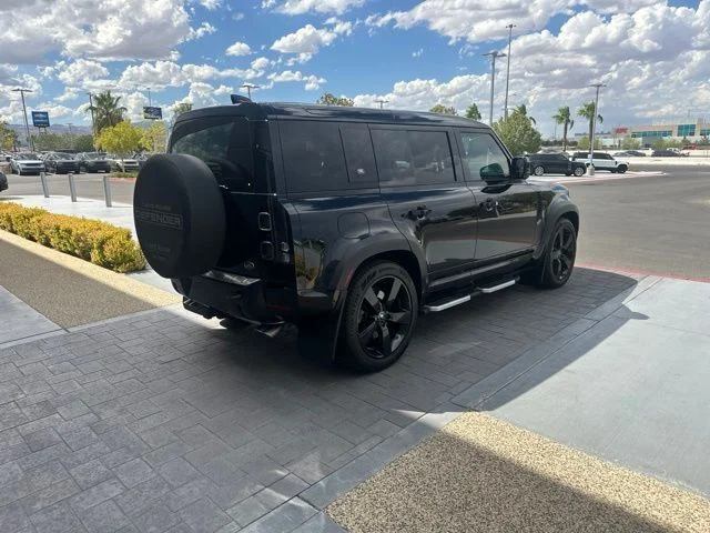 Used 2023 Black Land Rover V8 image 5