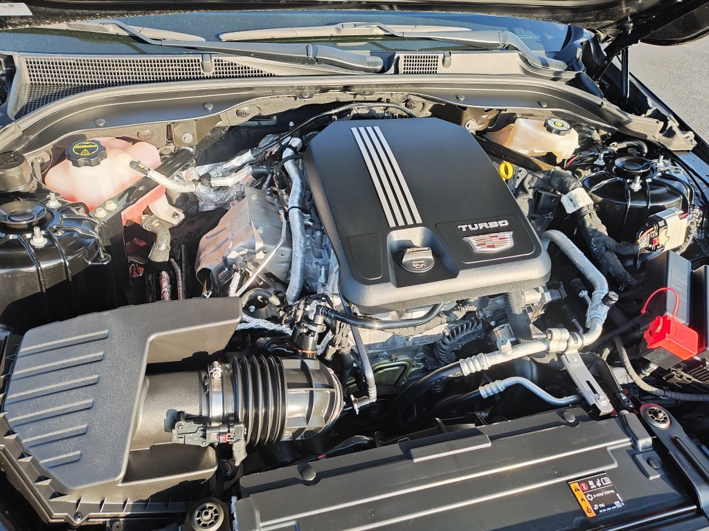 Used 2025 Black Cadillac Premium Luxury image 26