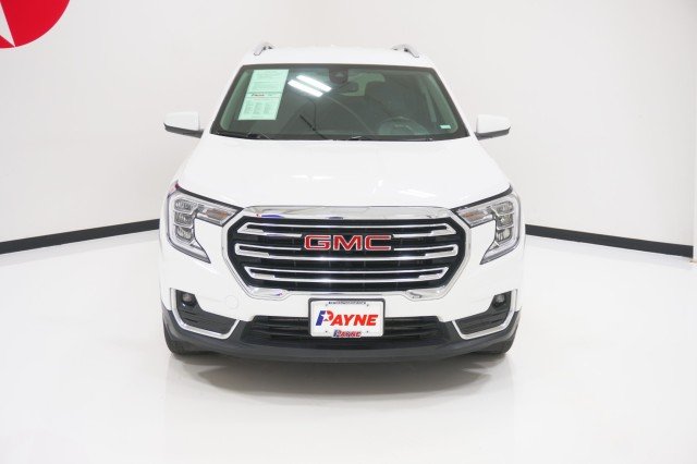 Used 2024 WHITE GMC SLT image 2