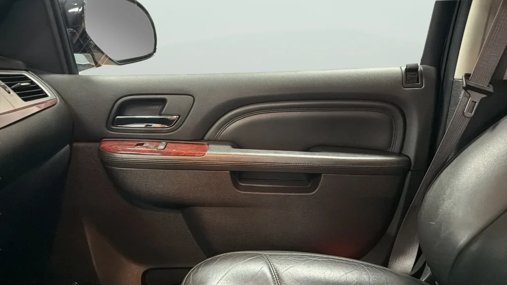Used 2013 Black Cadillac Premium image 13