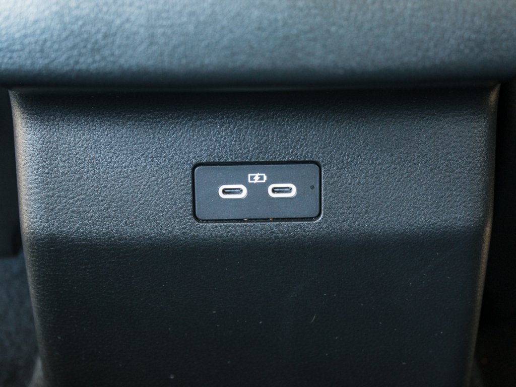 Used 2026 Wind Chill Pearl Mazda Premium image 26