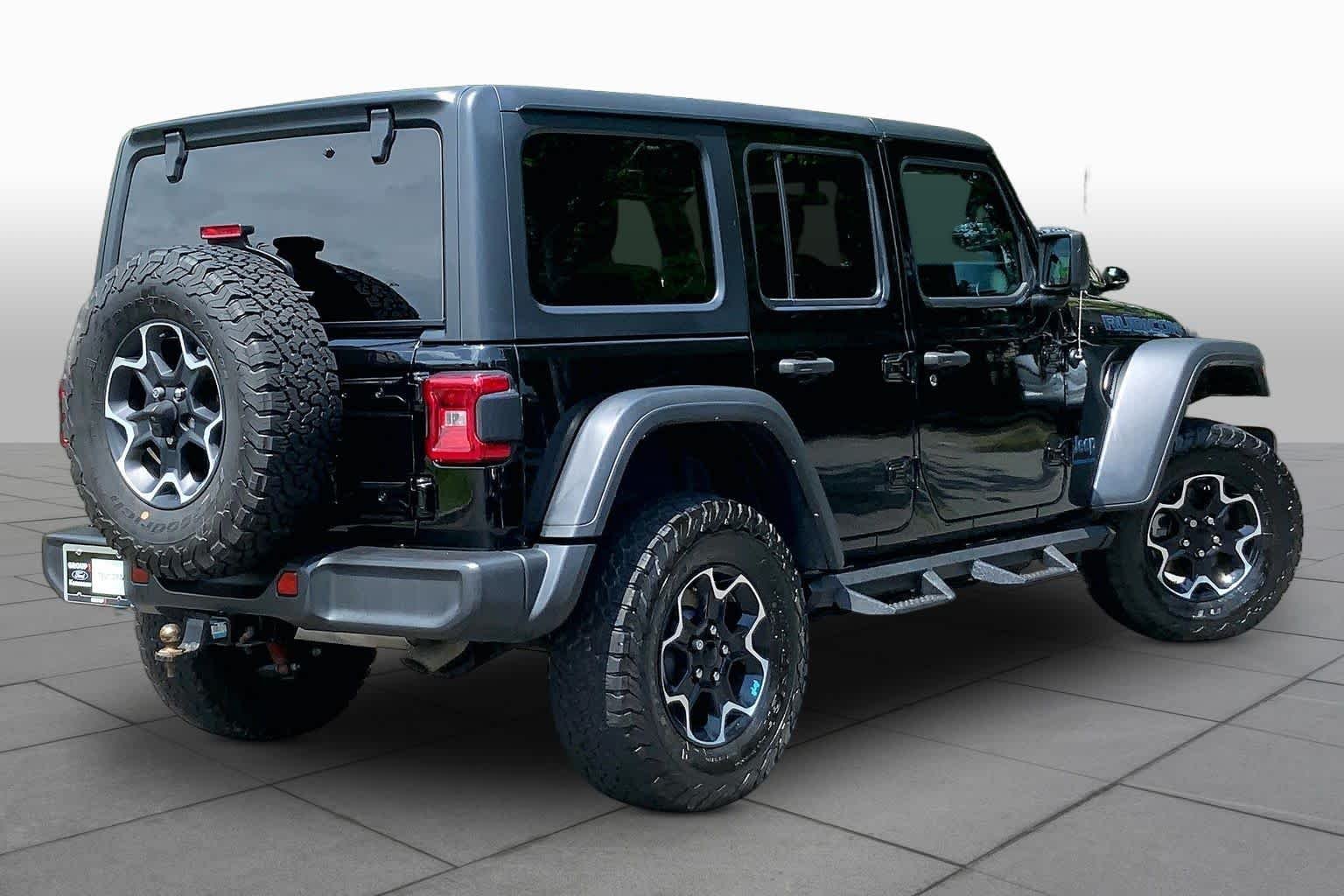 Used 2023 Black Clearcoat Jeep Rubicon image 13